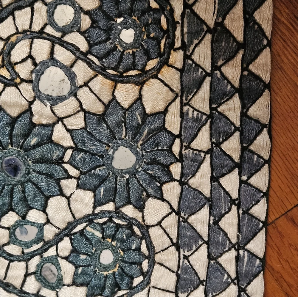 Vintage Pillowcase Cover With Mirrors And Embroidery